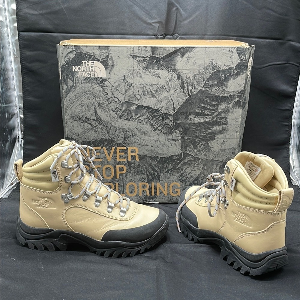 The North Face Women's Lace Up Boots - Tan and Black - Picture 1 of 9